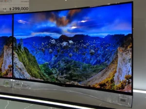 تحقيق جديد يكشف استمرار تلفزيونات LG الذكية في جمع البيانات وتسجيل الصوت رغم تسوية تكساس